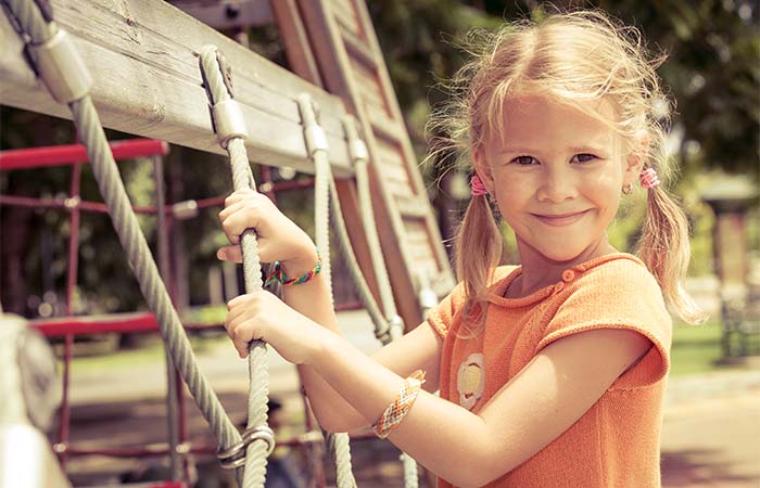 Bijziendheid bij kinderen herkennen en voorkomen