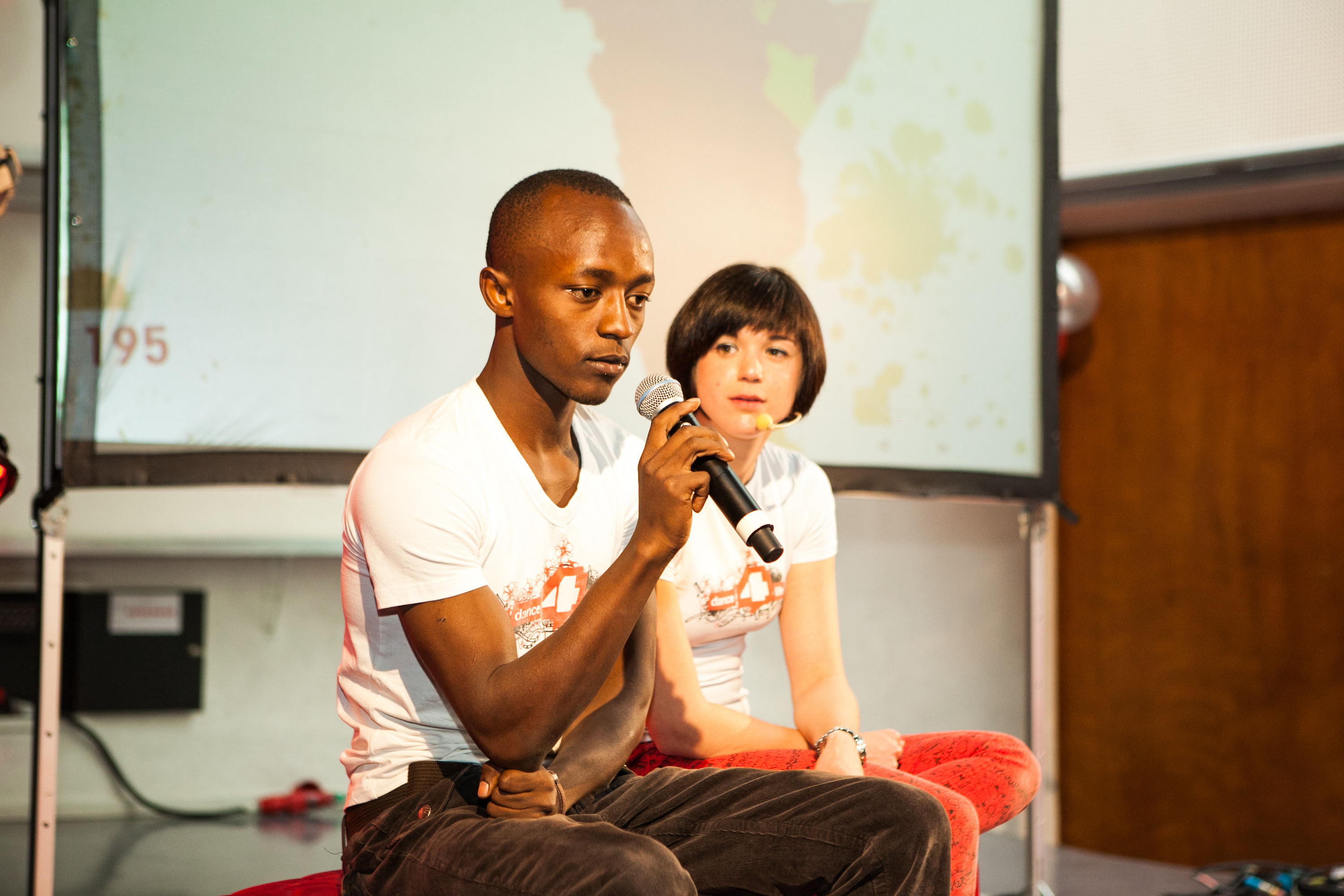 Kosteloos project inspirerend en betekenisvol : Kom samen met dance4life in actie voor een wereld zonder aids! Kosteloos project inspirerend en betekenisvol : Kom samen met dance4life in actie voor een wereld zonder aids!