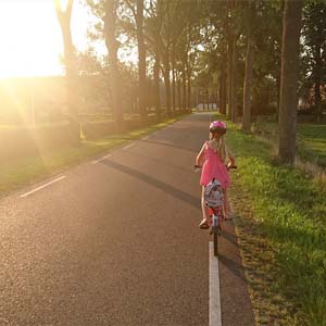 Niet ongevaarlijk: brugklassers op de fiets naar school