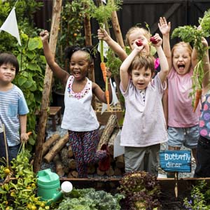 Kinderen krijgen zeggenschap over nationaal buitenspeelbeleid Kinderen krijgen zeggenschap over nationaal buitenspeelbeleid