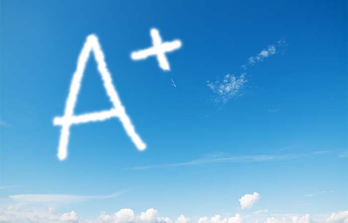 Nakijken met een stempel: waarom veel docenten nog steeds kiezen voor de 'jufstempel'