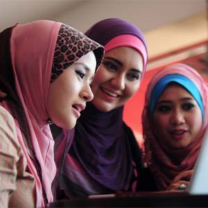 Belgische docent ontslagen wegens weigering hoofddoek af te doen