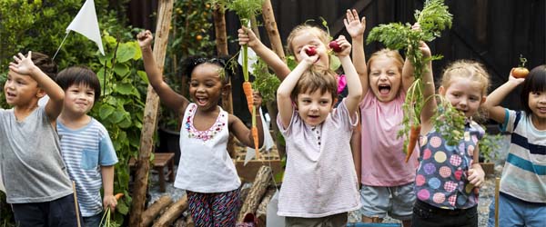 Het aanleggen van een groen schoolplein