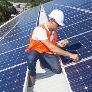 Meer zonnepanelen op schooldaken in Noord-Holland