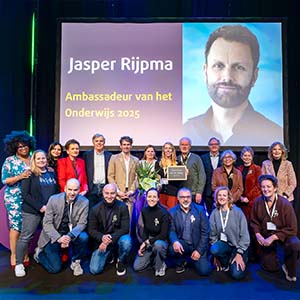 Leraar Jasper Rijpma wint Onderwijs Ambassadeurs Award op NOT Leraar Jasper Rijpma wint Onderwijs Ambassadeurs Award op NOT