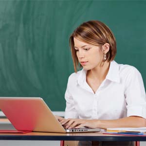 Lerarenopleidingen besteden te weinig aandacht aan ICT Lerarenopleidingen besteden te weinig aandacht aan ICT