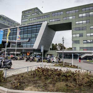 'Problemen ROC Leiden nog niet opgelost' 'Problemen ROC Leiden nog niet opgelost'