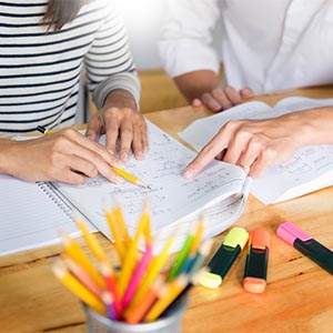 Scriptie niet gehaald? Waarom scriptiebegeleiding echt helpt Scriptie niet gehaald? Waarom scriptiebegeleiding echt helpt