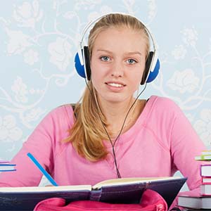 Effectiever leren voor het eindexamen? Hoogleraar Gino Camp ontkracht leerfabels Effectiever leren voor het eindexamen? Hoogleraar Gino Camp ontkracht leerfabels