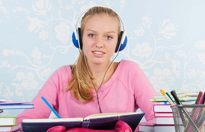 Effectiever leren voor het eindexamen? Hoogleraar Gino Camp ontkracht leerfabels