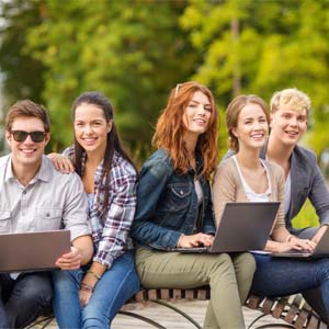 Studenten helpen scholieren achterstanden inlopen