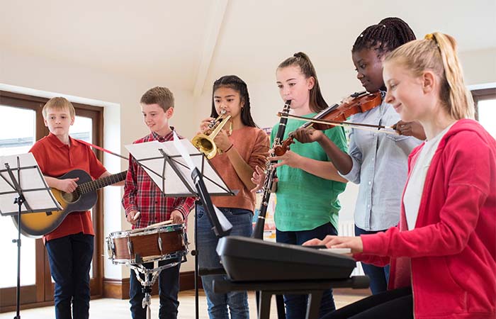 Muziek in de klas: meer dan alleen ontspanning